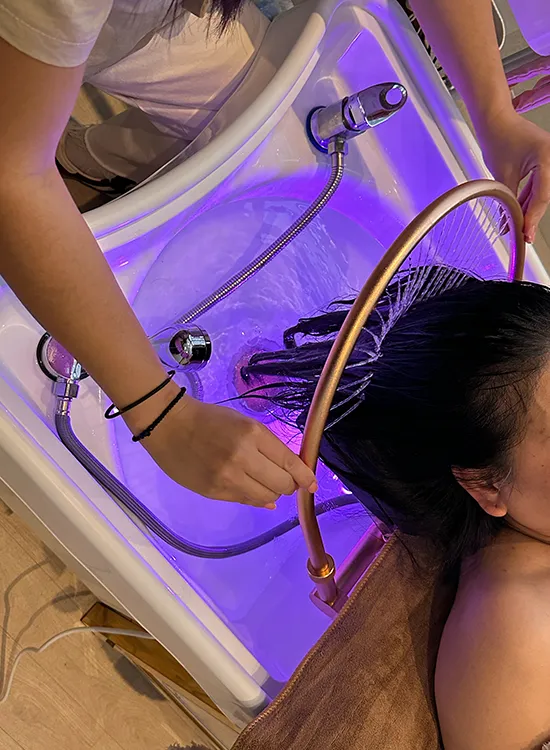 Head spa treatment